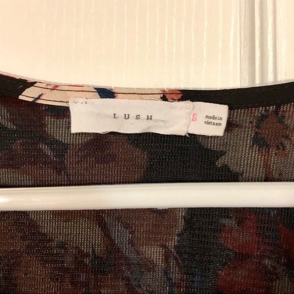 LUSH Floral Dress - Picture 4 of 5